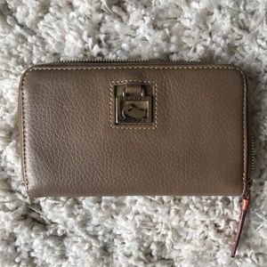 Dooney & Bourke large zip around wallet